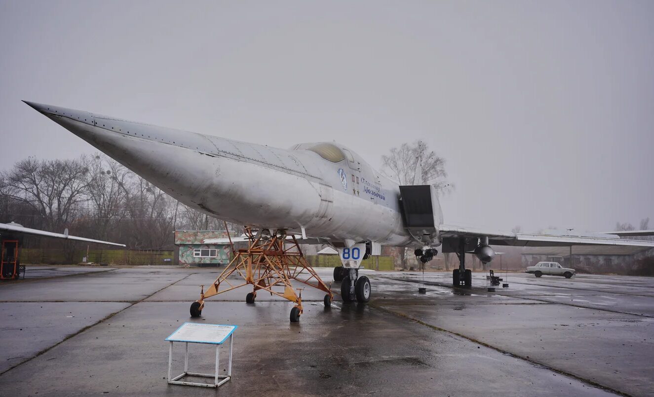 Тут урочисто розрізали останній в Україні Ту-22М3: як виник Музей важкої бомбардувальної авіації у Полтаві
